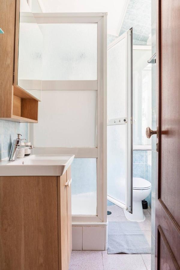 2 Bedroom Apartment For 4 People With Free Public Parking Lisboa Exteriér fotografie