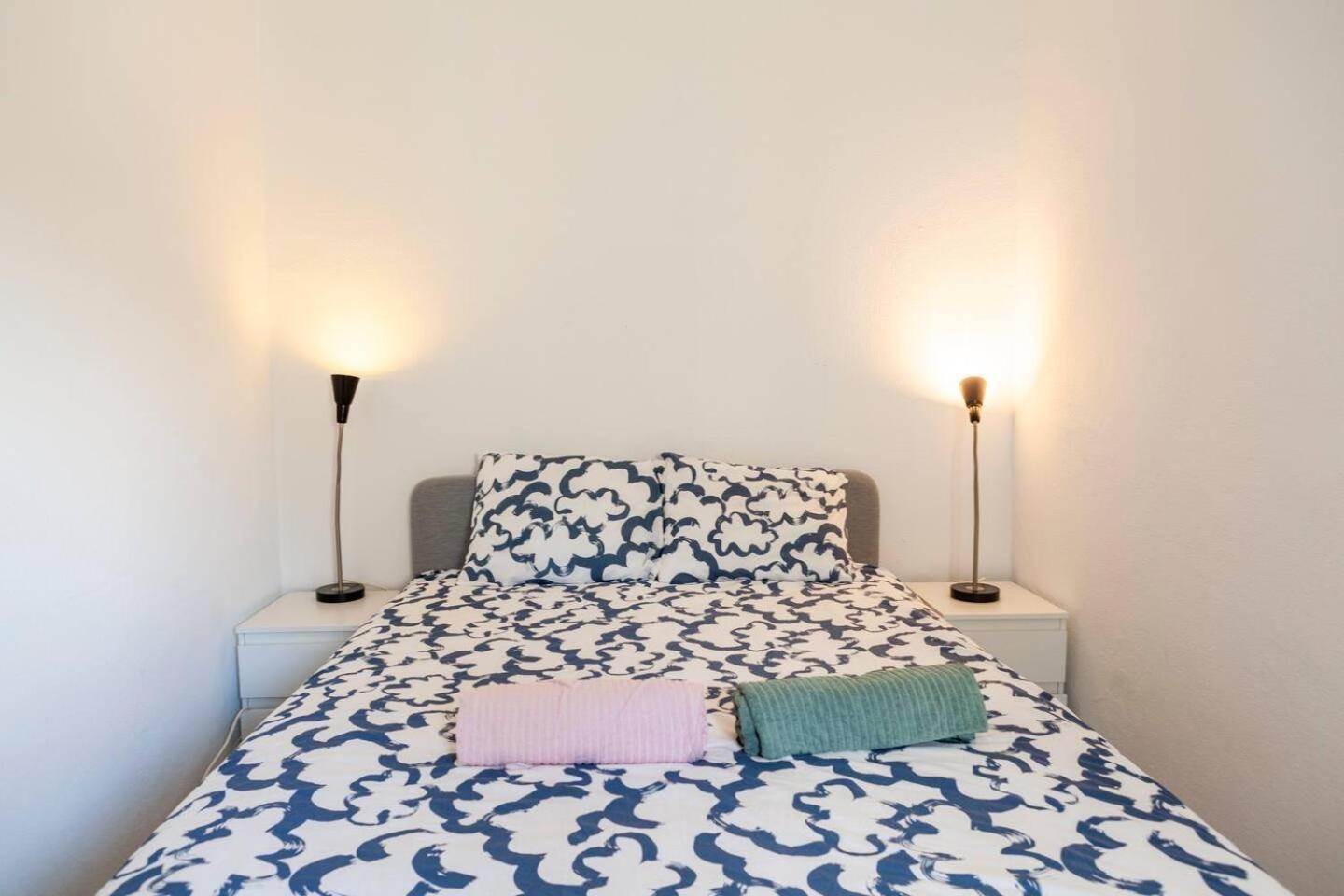 2 Bedroom Apartment For 4 People With Free Public Parking Lisboa Exteriér fotografie